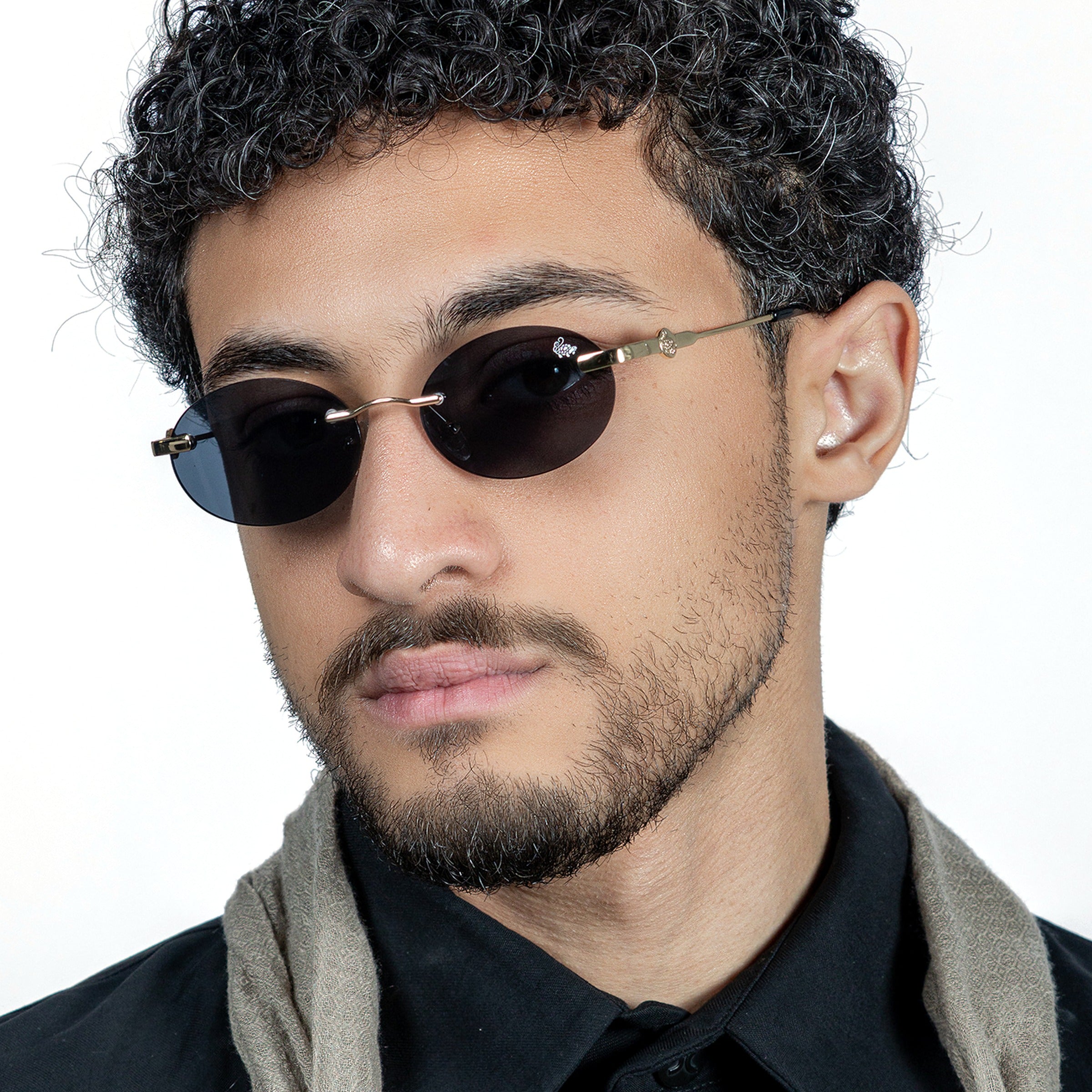 Sancho Black| Gold