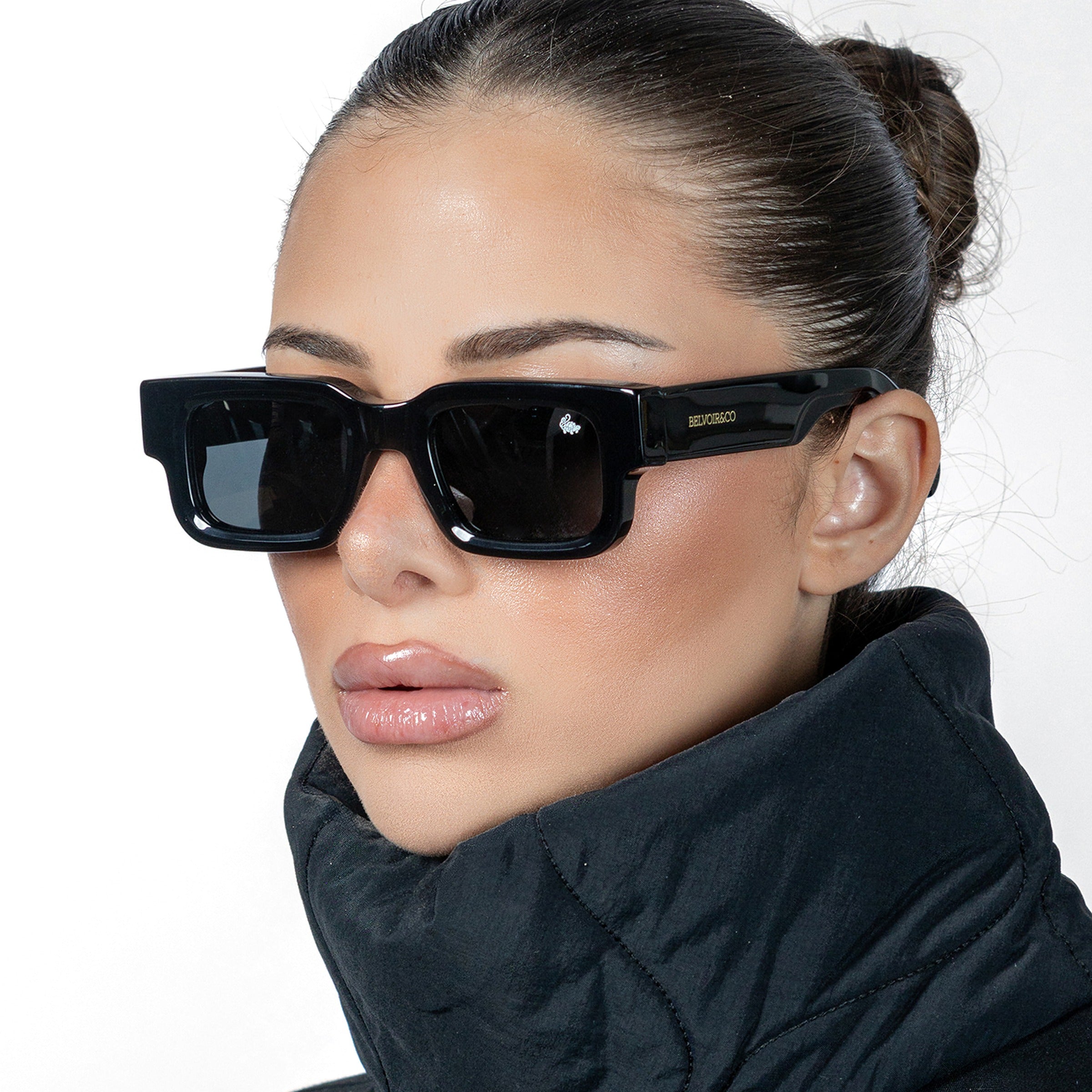 Arlo Gloss Black
