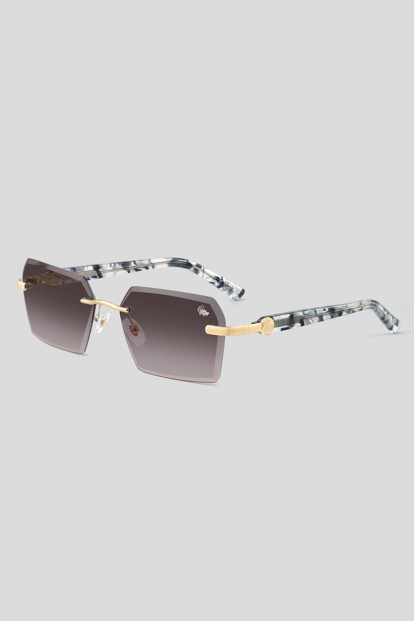 Kennedy White Marble Gold | Smoke